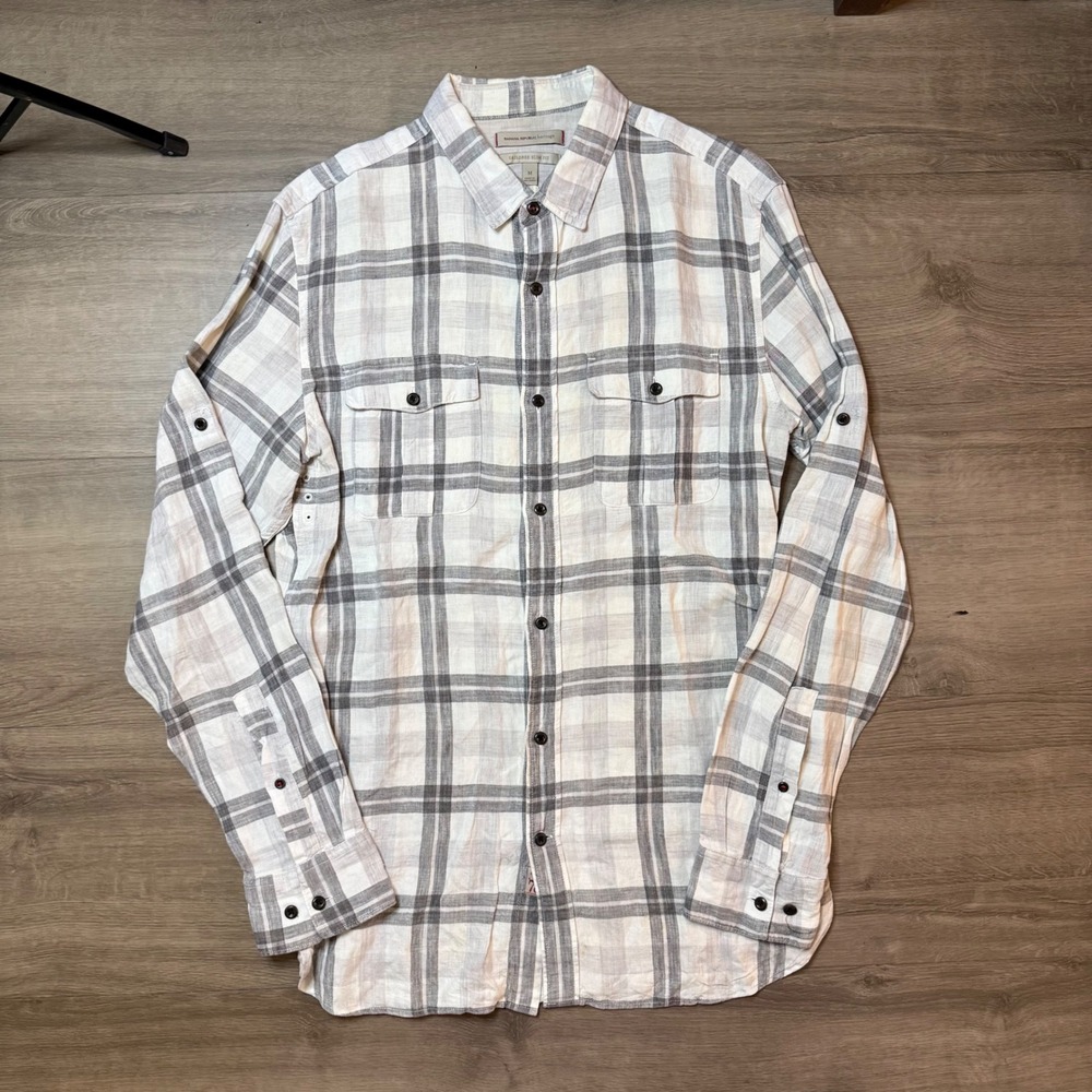 Banana Republic Button Down Mens M White Grey Plaid Heritage Linen Slim Fit